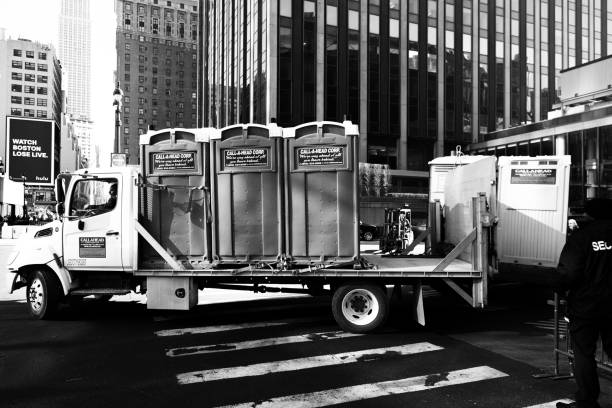 Best Luxury portable toilet rental  in Kettle Falls, WA